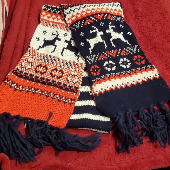 Accessories - Red white blue holiday deer scarf